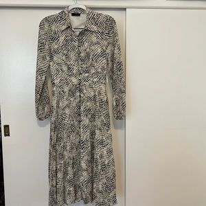 Tahari long sleeve midi dress